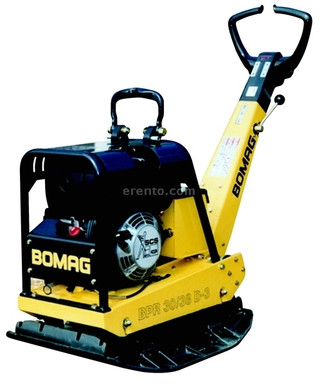 Vibrationsplatte mit Vor- und R&uuml;cklauf  mieten leihen