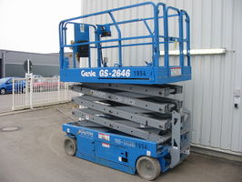 Scherenhebeb&uuml;hne mieten leihen