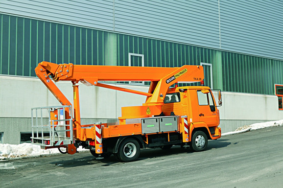 LKW-Arbeitsb&uuml;hne 28 m mieten leihen