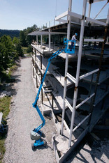 Gelenkteleskoparbeitsb&uuml;hne 17,6m selbstfahrend mieten leihen