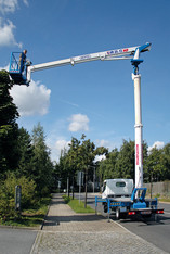 Obendreher-LKW-Arbeitsb&uuml;hne 20 m mieten leihen