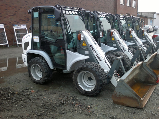 Radlader 0,3 cbm mieten leihen