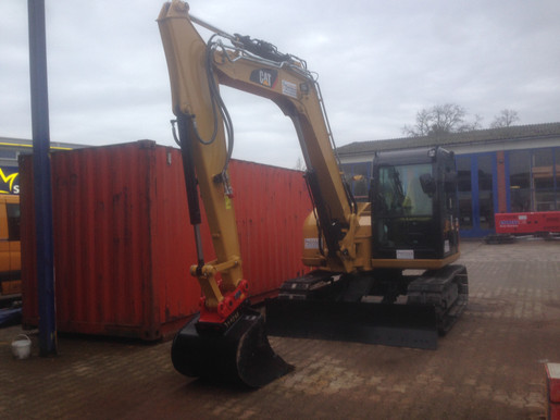 Minibagger 8 To mieten leihen