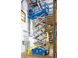 Gelenk-Teleskop-Arbeitsb&uuml;hne mieten leihen