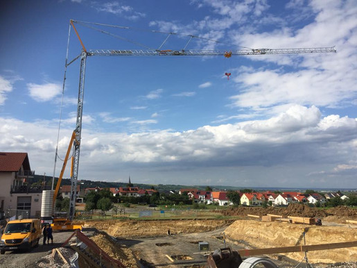 40 M Untendreher  Baukran mieten leihen